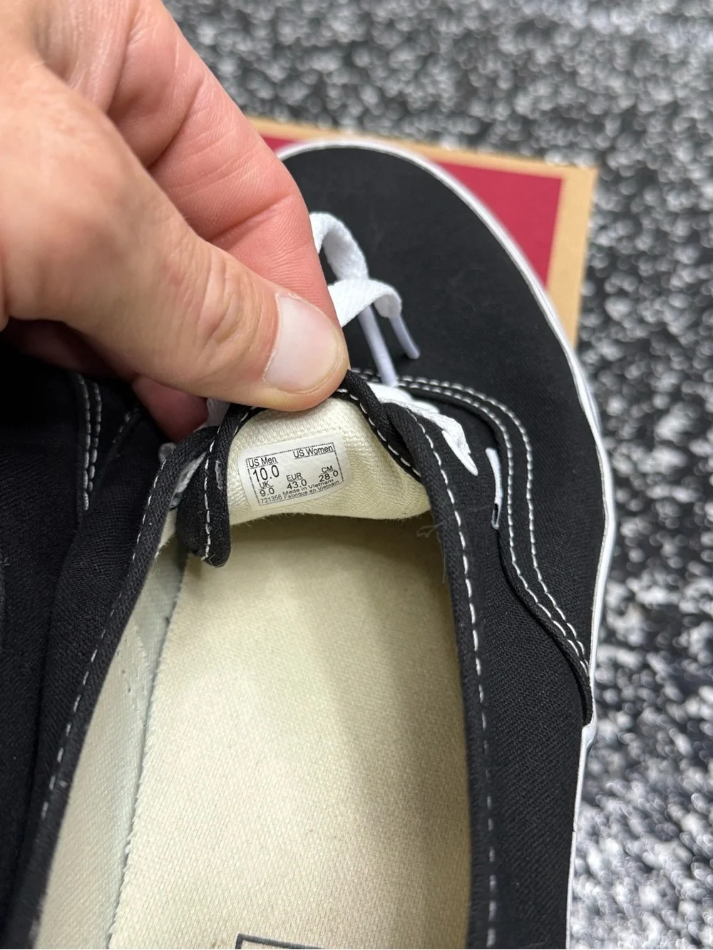 Vans Authentic Sz 10 Mens 2PAIRS